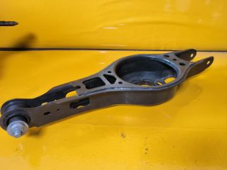 bontott TOYOTA COROLLA Bal hátsó Alsó Lengőkar