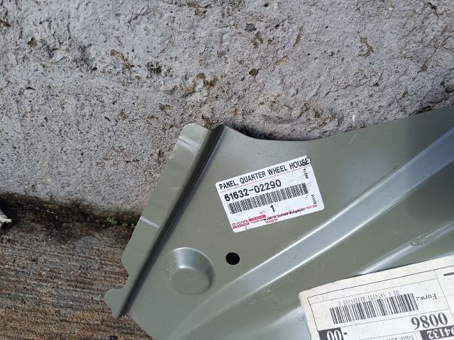 bontott TOYOTA COROLLA Bal hátsó Belső Doblemez (Fém)