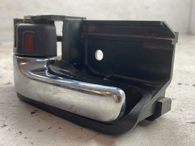 bontott TOYOTA COROLLA Bal hátsó Belső Kilincs