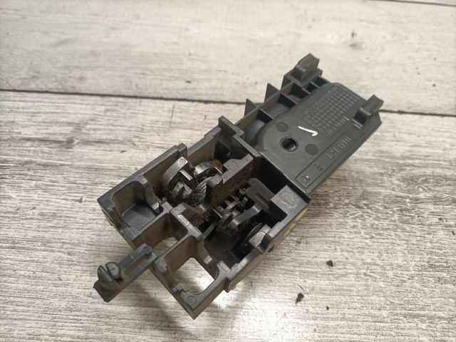 bontott TOYOTA COROLLA Bal hátsó Belső Kilincs