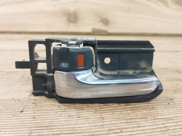 bontott TOYOTA COROLLA Bal hátsó Belső Kilincs