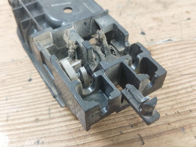 bontott TOYOTA COROLLA Bal hátsó Belső Kilincs