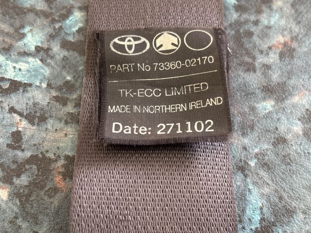 bontott TOYOTA COROLLA Bal hátsó Biztonsági Öv