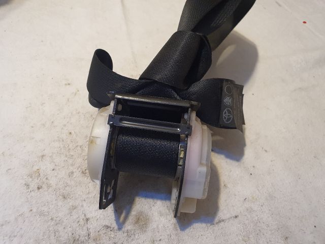 bontott TOYOTA COROLLA Bal hátsó Biztonsági Öv