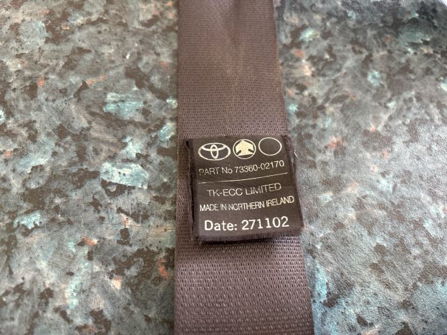 bontott TOYOTA COROLLA Bal hátsó Biztonsági Öv