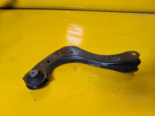 bontott TOYOTA COROLLA Bal hátsó Felső Lengőkar