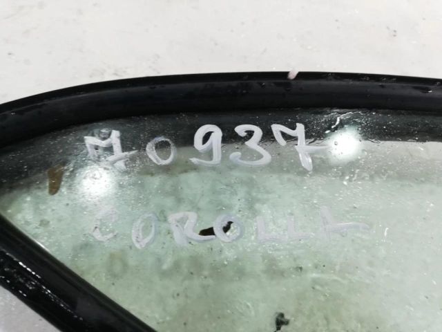 bontott TOYOTA COROLLA Bal hátsó Fixüveg (Ajtóban)