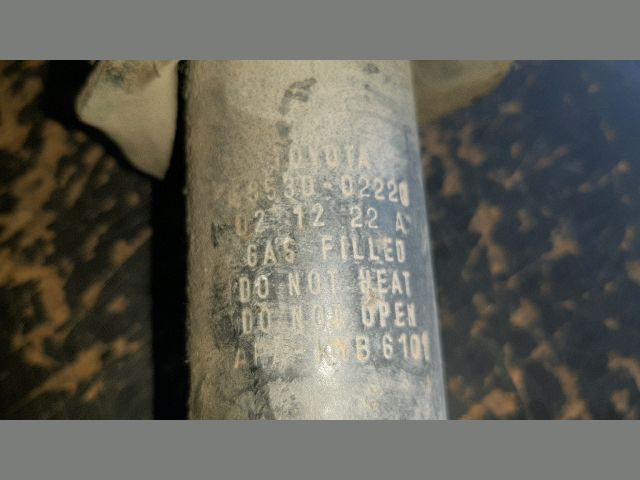 bontott TOYOTA COROLLA Bal hátsó Gólyaláb (Lengécsillapító, Rugó)