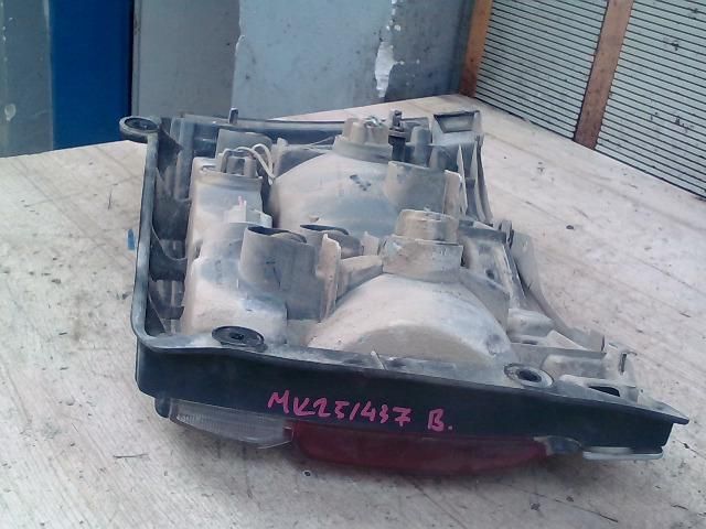 bontott TOYOTA COROLLA Bal Hátsó Lámpa