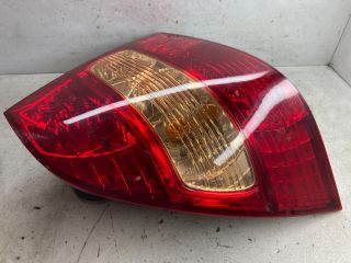 bontott TOYOTA COROLLA Bal Hátsó Lámpa