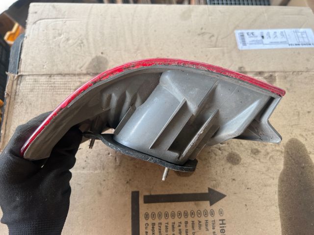 bontott TOYOTA COROLLA Bal Hátsó Lámpa