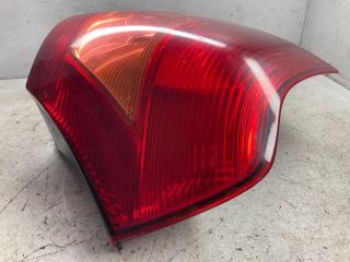 bontott TOYOTA COROLLA Bal Hátsó Lámpa