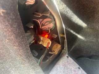 bontott TOYOTA COROLLA Bal Hátsó Lámpa