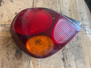 bontott TOYOTA COROLLA Bal Hátsó Lámpa