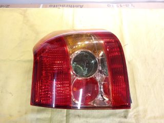 bontott TOYOTA COROLLA Bal Hátsó Lámpa