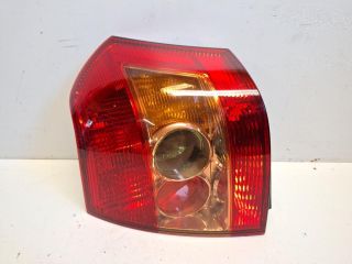 bontott TOYOTA COROLLA Bal Hátsó Lámpa