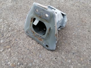 bontott TOYOTA COROLLA Bal hátsó Lökhárító Merevítő (Fém)