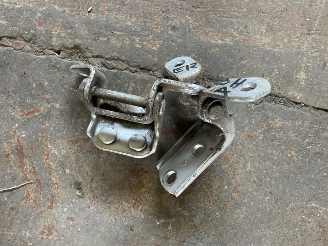 bontott TOYOTA COROLLA Bal hátsó Zsanér