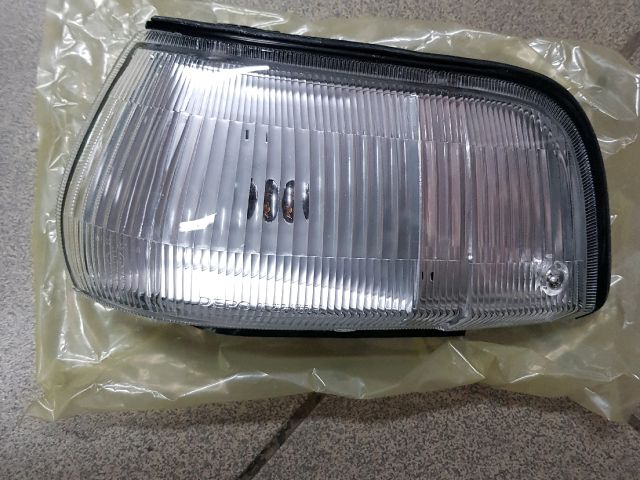 bontott TOYOTA COROLLA Bal Helyzetjelző