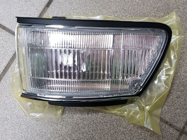 bontott TOYOTA COROLLA Bal Helyzetjelző