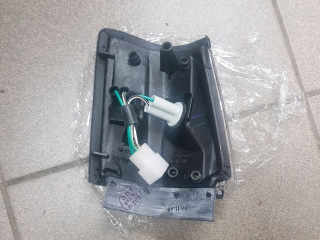 bontott TOYOTA COROLLA Bal Helyzetjelző