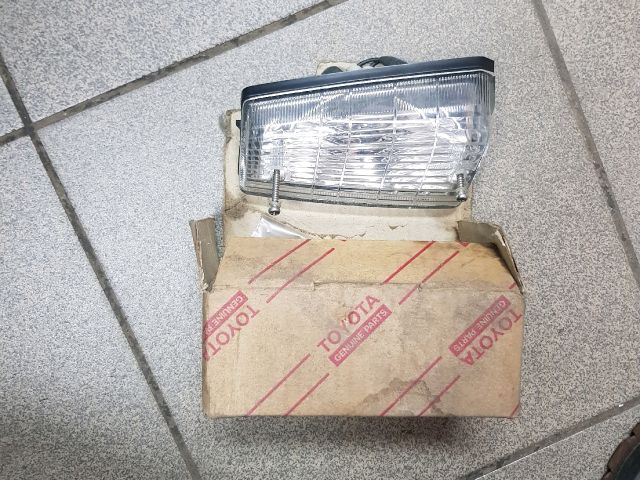 bontott TOYOTA COROLLA Bal Helyzetjelző