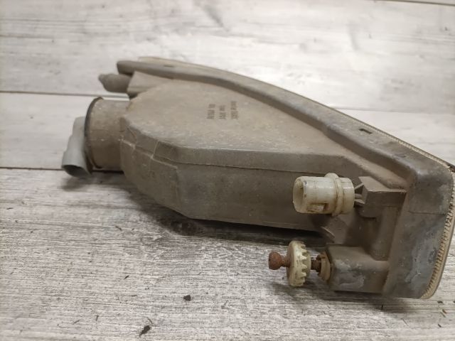 bontott TOYOTA COROLLA Bal Ködfényszóró