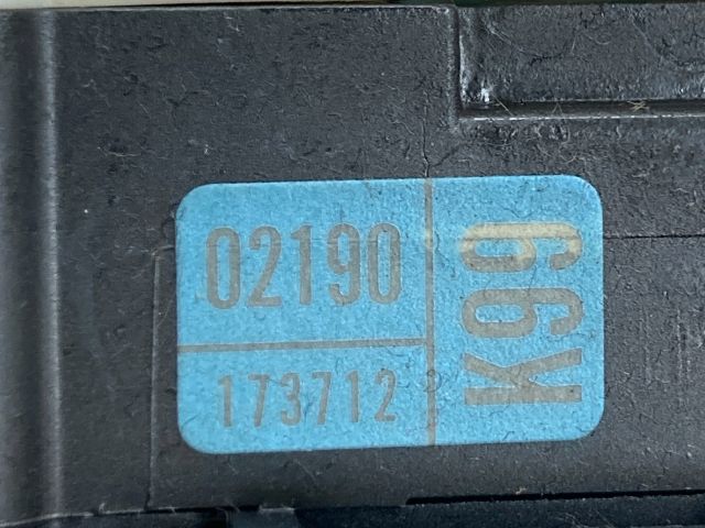 bontott TOYOTA COROLLA Bal Kormánykapcsoló Irányjelző