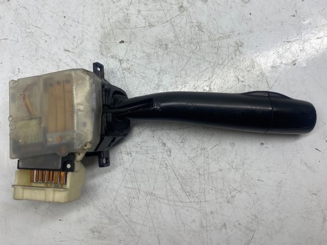 bontott TOYOTA COROLLA Bal Kormánykapcsoló Irányjelző