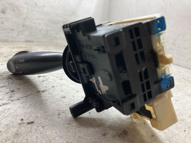 bontott TOYOTA COROLLA Bal Kormánykapcsoló Irányjelző