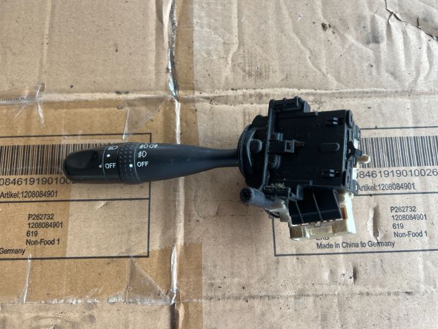 bontott TOYOTA COROLLA Bal Kormánykapcsoló Irányjelző