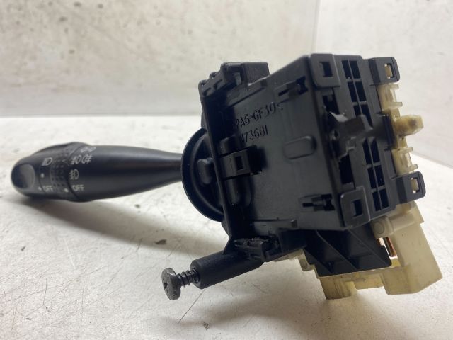 bontott TOYOTA COROLLA Bal Kormánykapcsoló Irányjelző