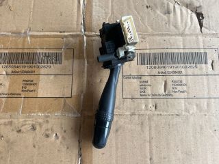 bontott TOYOTA COROLLA Bal Kormánykapcsoló Irányjelző