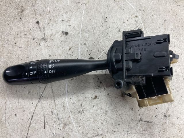 bontott TOYOTA COROLLA Bal Kormánykapcsoló Irányjelző