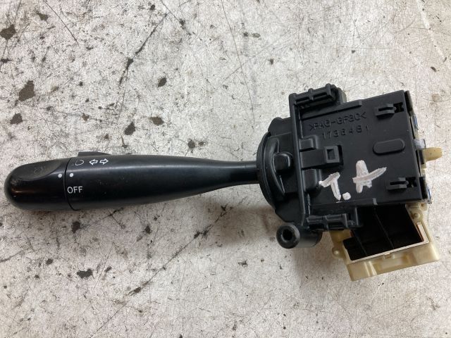 bontott TOYOTA COROLLA Bal Kormánykapcsoló Irányjelző
