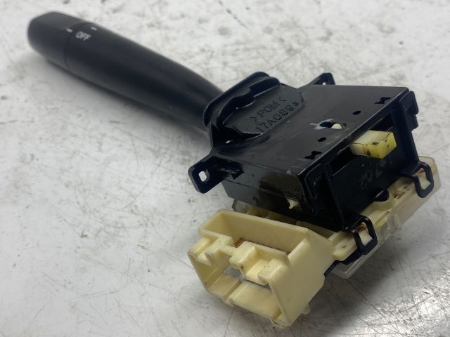 bontott TOYOTA COROLLA Bal Kormánykapcsoló Irányjelző