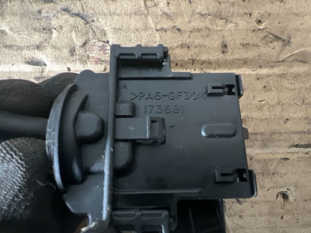 bontott TOYOTA COROLLA Bal Kormánykapcsoló Irányjelző