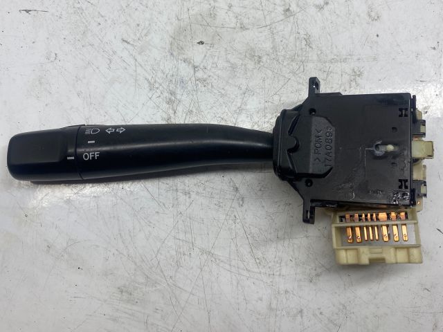 bontott TOYOTA COROLLA Bal Kormánykapcsoló Irányjelző