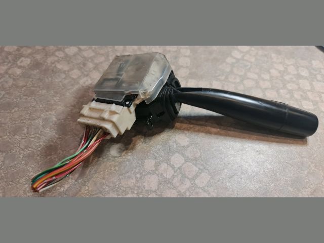 bontott TOYOTA COROLLA Bal Kormánykapcsoló Irányjelző