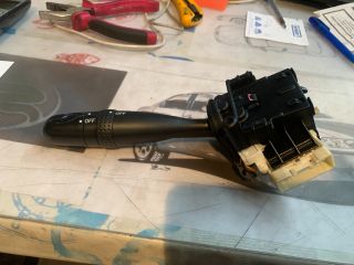 bontott TOYOTA COROLLA Bal Kormánykapcsoló Irányjelző