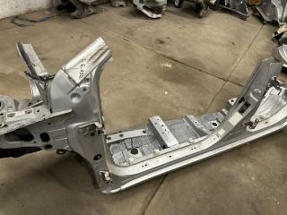 bontott TOYOTA COROLLA Bal Küszöb