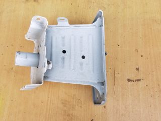 bontott TOYOTA COROLLA Bal Lökhárító Tartó Nyúlványvég