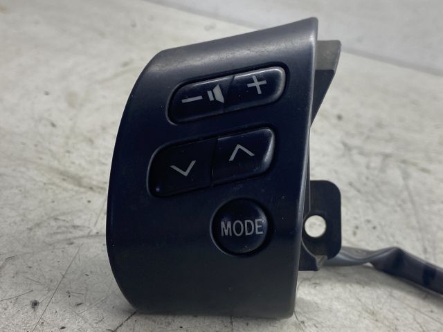 bontott TOYOTA COROLLA Bal Multikormány Kapcsoló