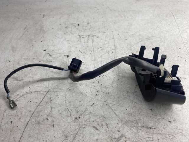 bontott TOYOTA COROLLA Bal Multikormány Kapcsoló
