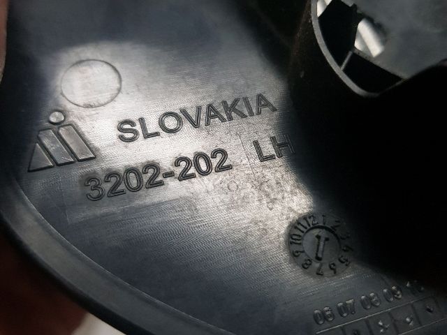 bontott TOYOTA COROLLA Bal Tükörlap