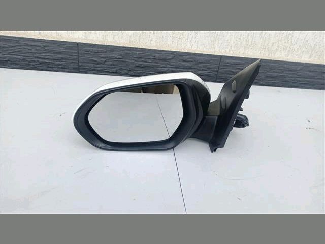 bontott TOYOTA COROLLA Bal Visszapillantó Tükör (Elektromos)