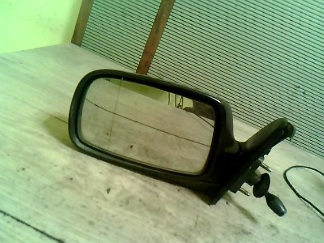 bontott TOYOTA COROLLA Bal Visszapillantó Tükör (Mechanikus)