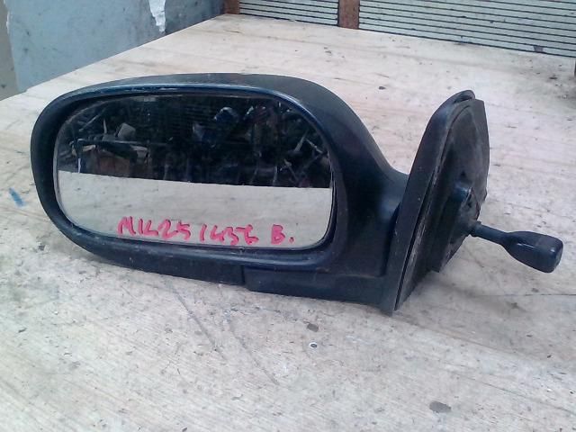 bontott TOYOTA COROLLA Bal Visszapillantó Tükör (Mechanikus)