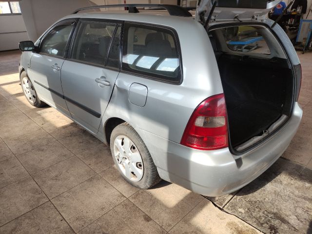 bontott TOYOTA COROLLA Beltér Világítás Első