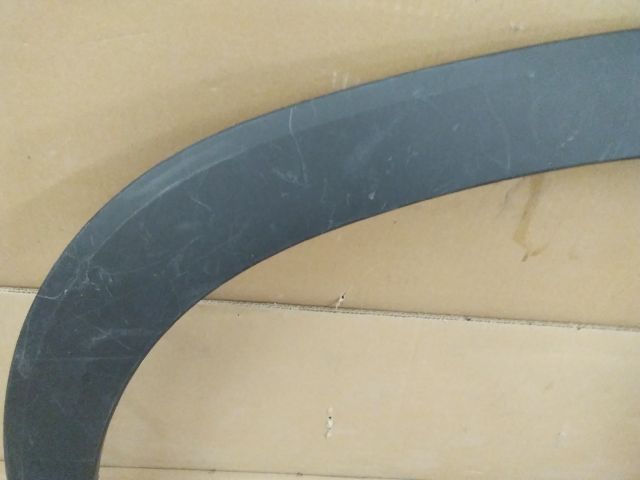 bontott TOYOTA COROLLA Cross Bal első Sárvédő Díszléc